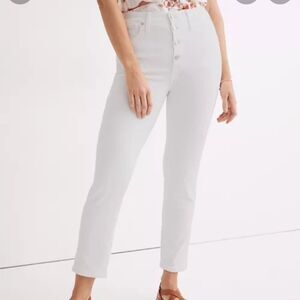 NWT- madewell white button edition white jeans